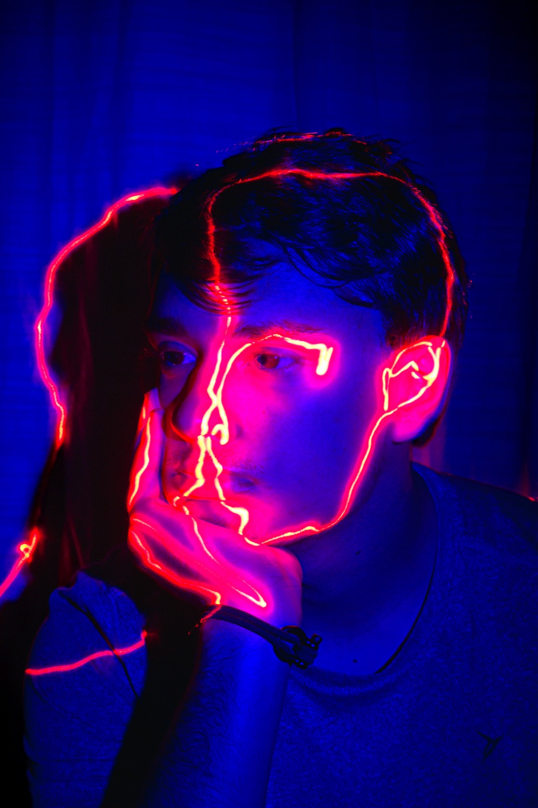 Neon outline